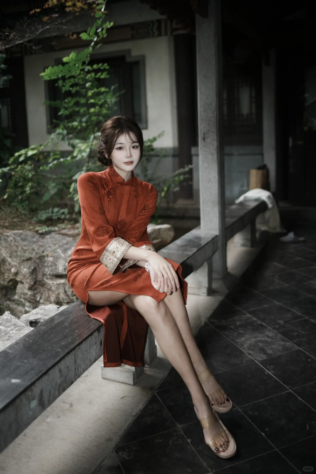 入秋穿旗袍的氛围感绝了！🍂