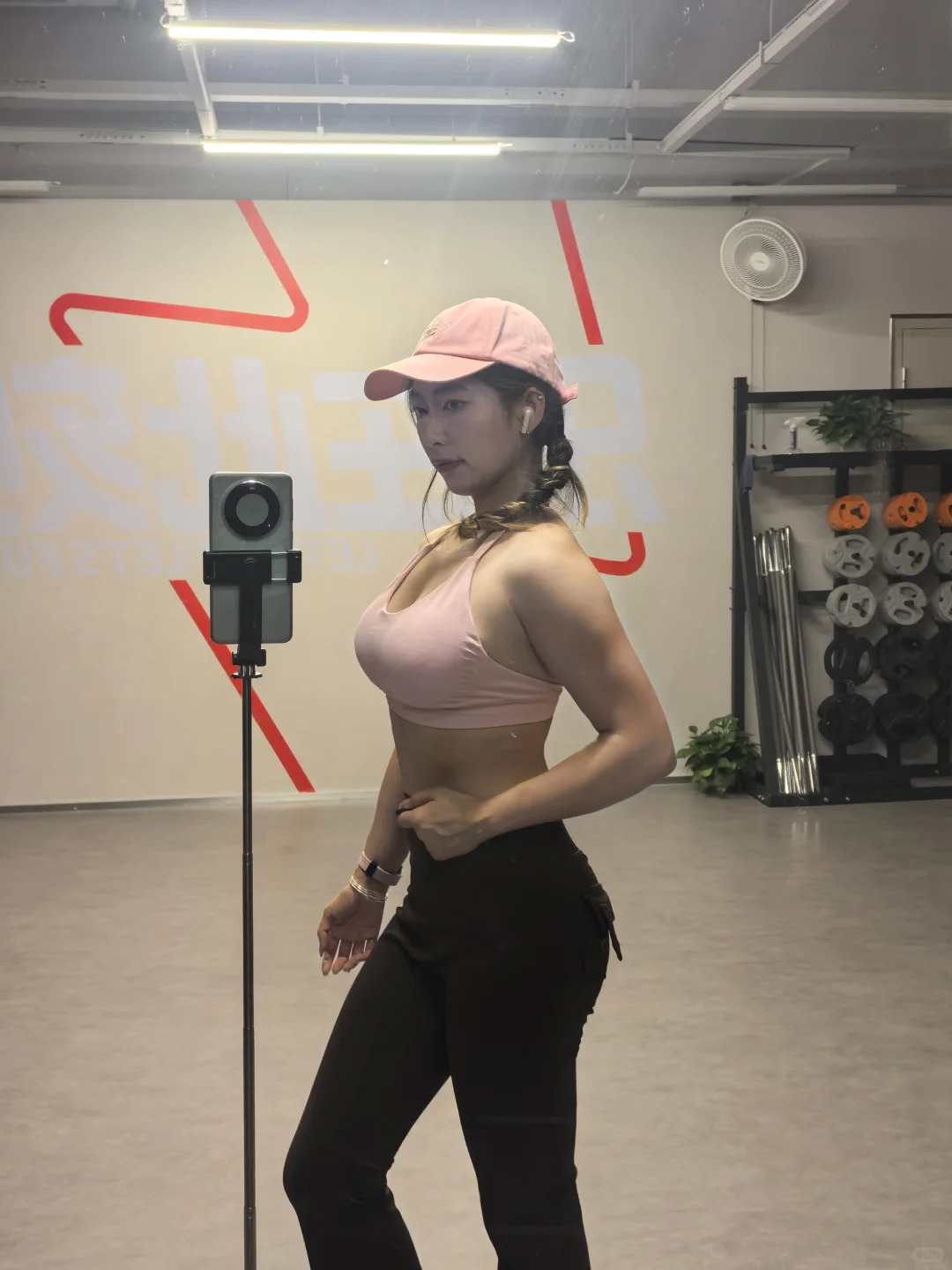 166 55kg｜看起来有训练痕迹吗？？？