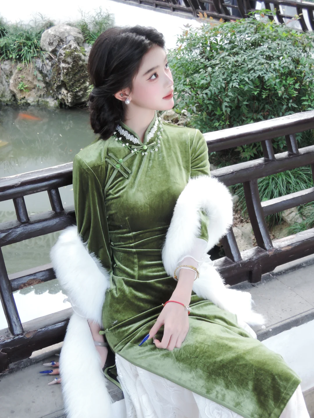 我是不会放弃来南京拍这么贵气的旗袍妆的!