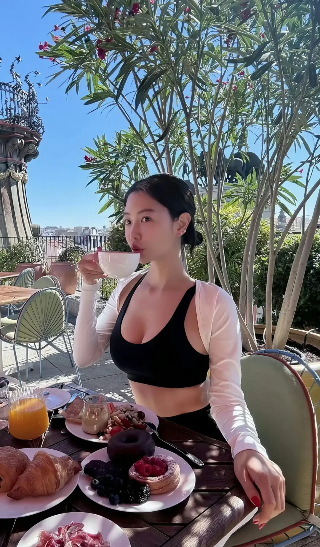 克拉拉｜这逆天身材比例太绝了！！❤️❤️