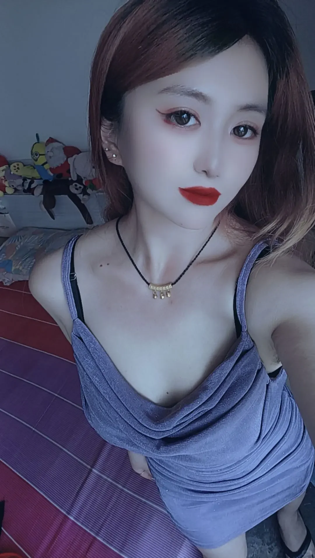 为什么没结婚的小伙都喜欢找结婚的少妇聊天