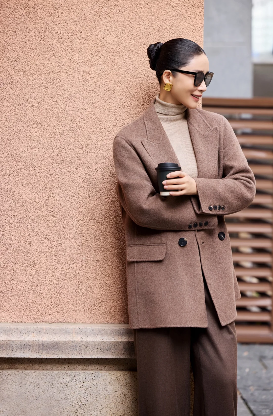 “做不了小女人，那就做自己的大女主吧”