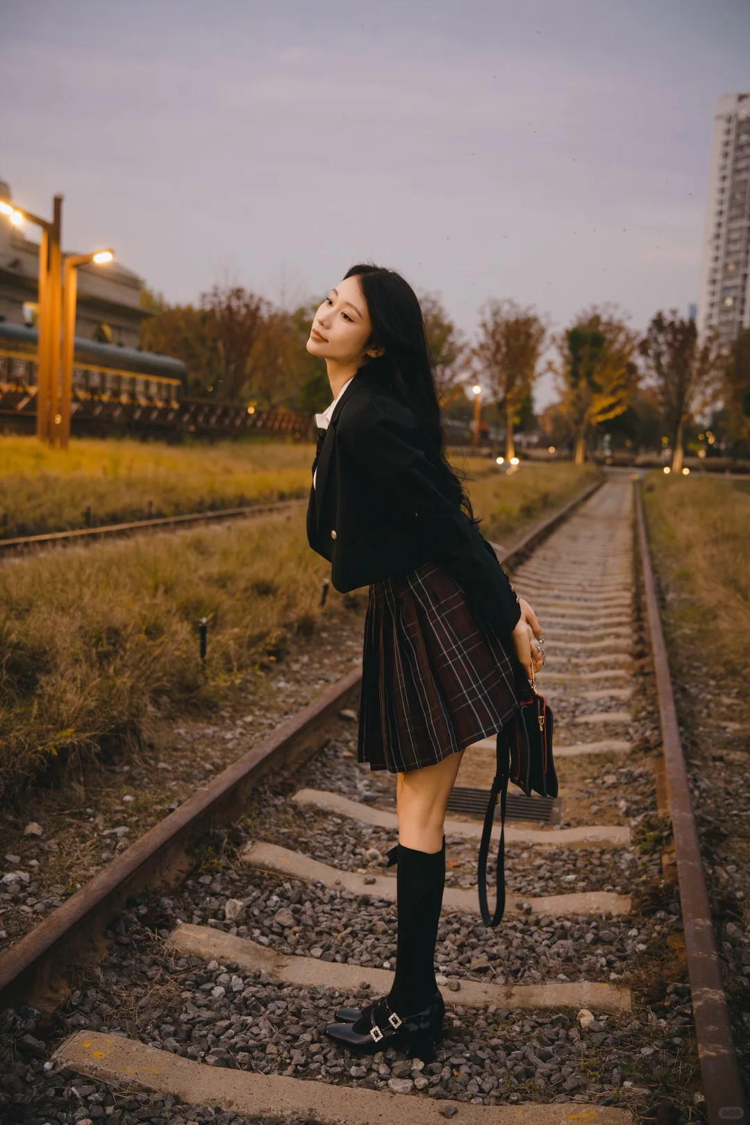 那个穿jk的长发女孩儿