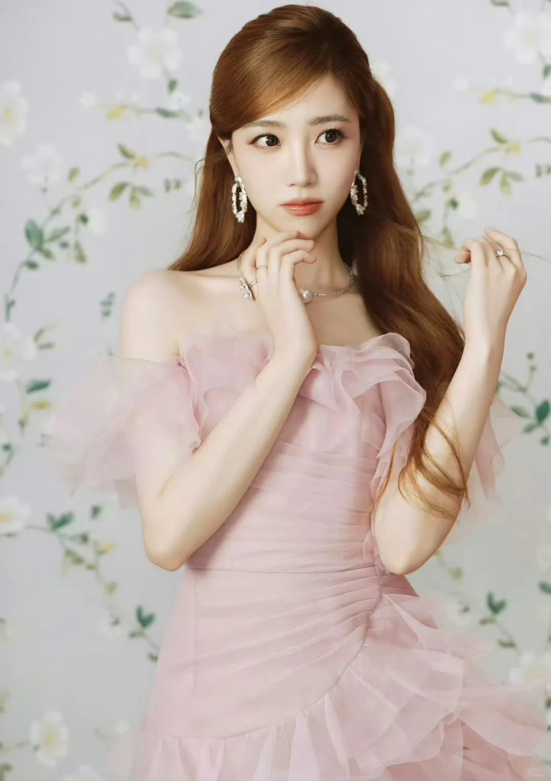 张纯烨-啊啊啊这粉色真的甜到我啦！