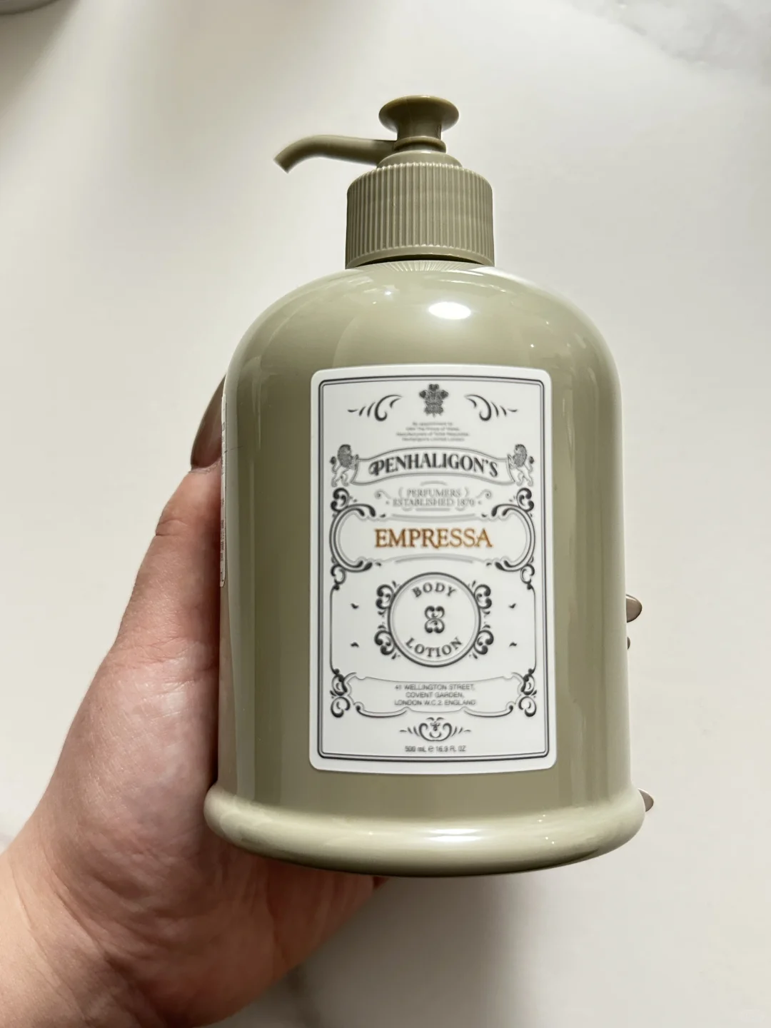 被这个身体乳香迷糊了…