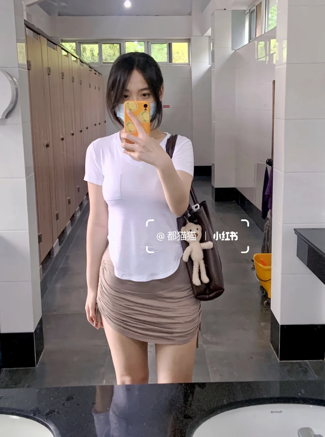 成都女教师 母单一枚 白纸找白纸