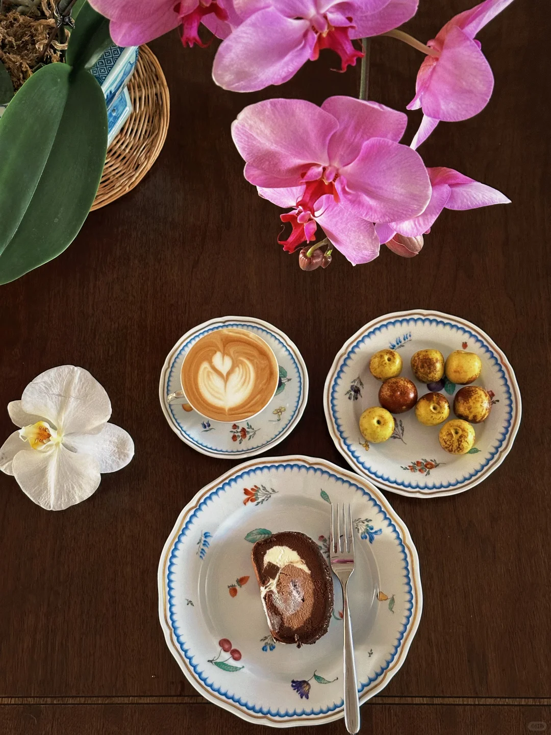 咖啡拉花基础｜咖啡杯就不基础