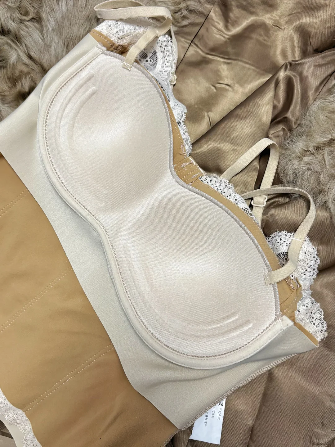 冬日属于美女宝宝的蕾丝背心 绝了