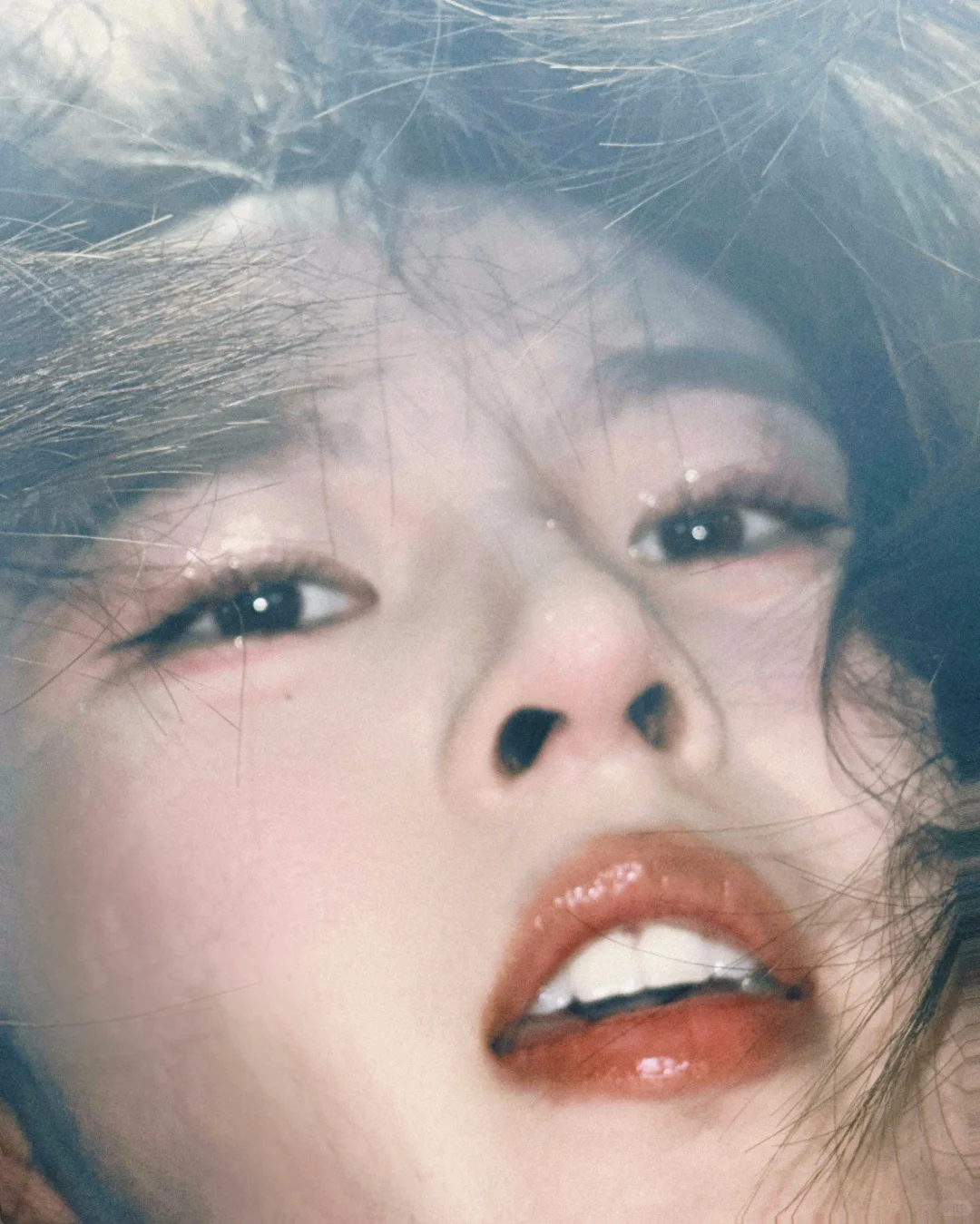 撅着屁股拍什么呢