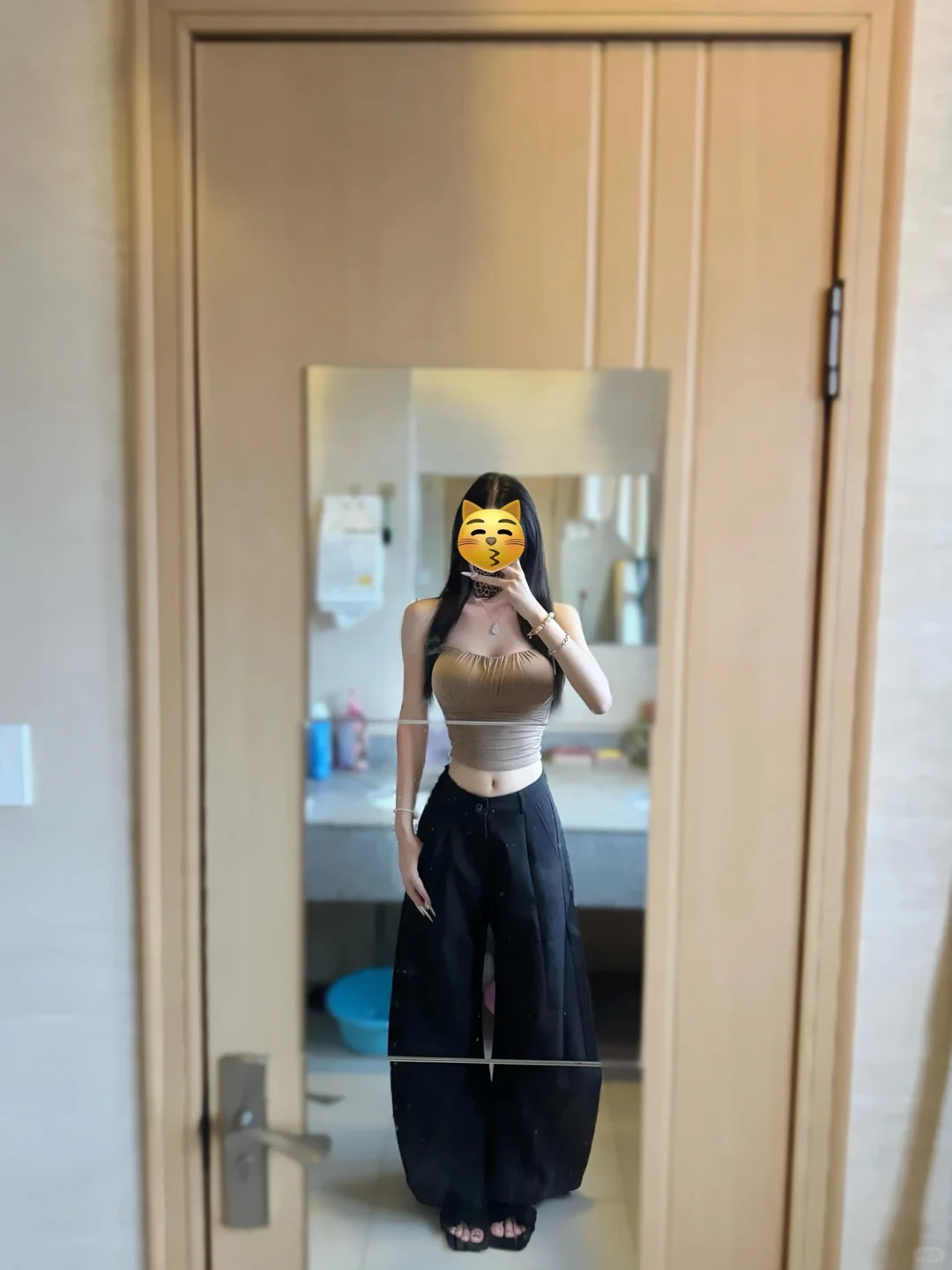 紧身吊带+西装裤🤎