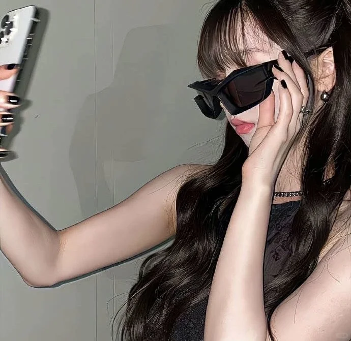 𝑾𝒆𝑪𝒉𝒂𝒕·ins甜酷女头