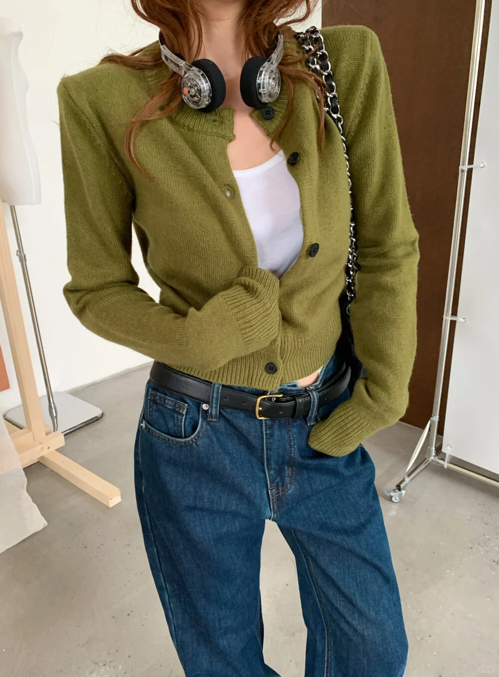 今天穿的又韓又高级🫒复古绿毛衣