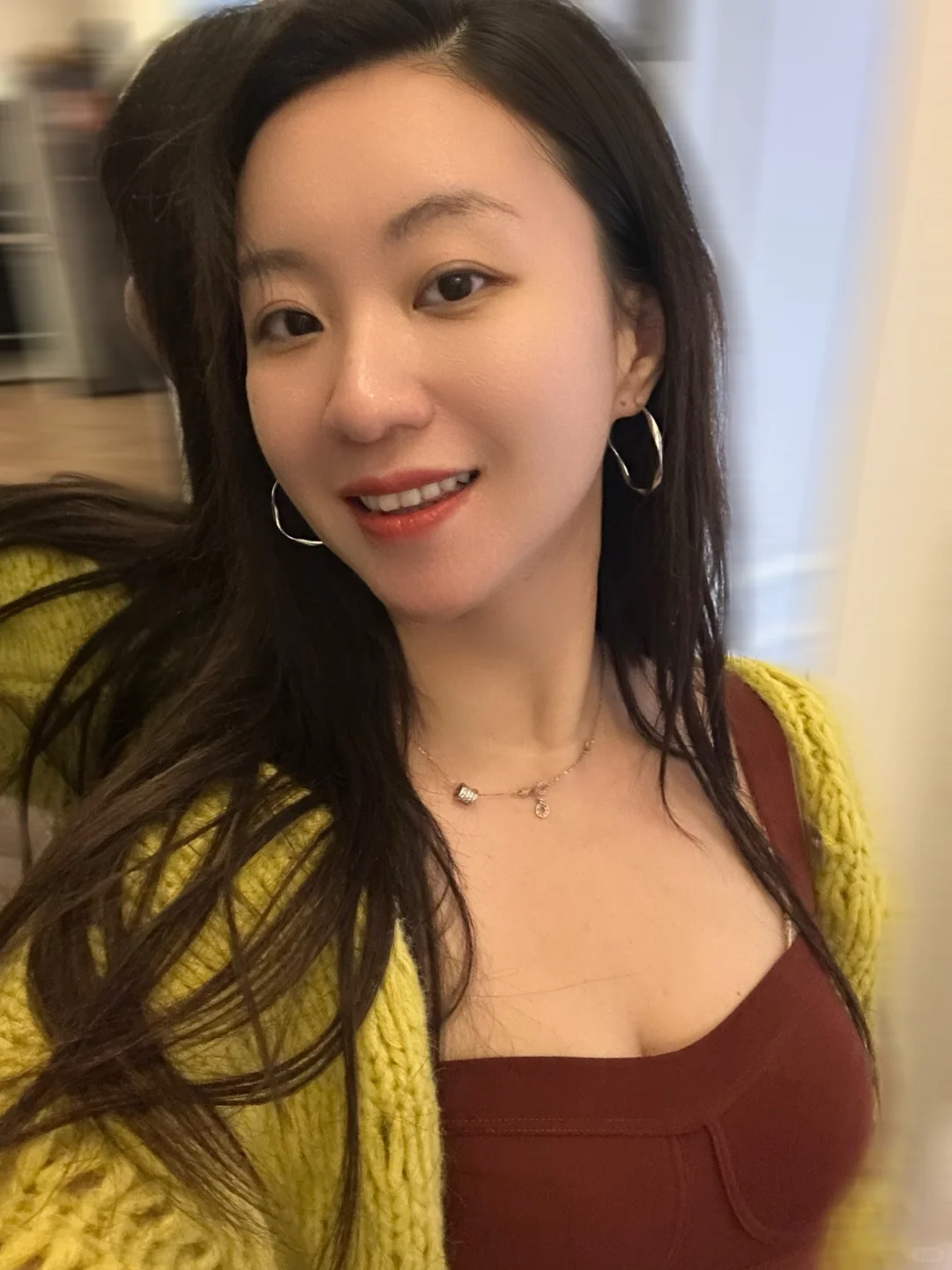 喜欢30岁以后的自己，多了一些妩媚和女人味