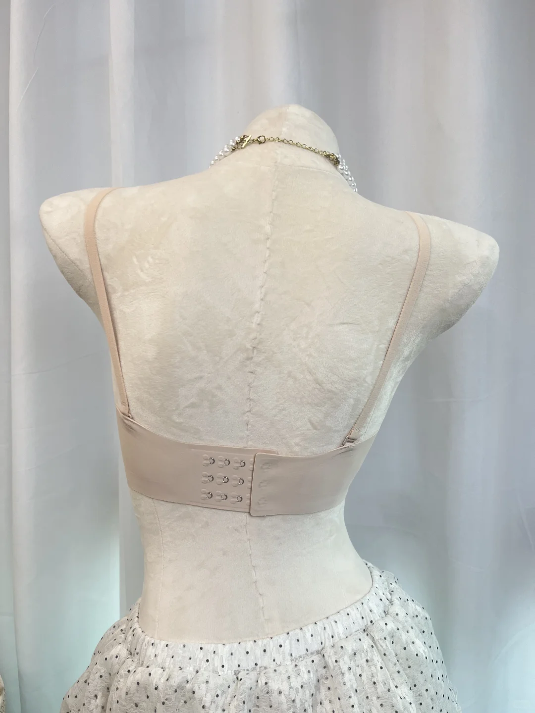 这件小胸内衣的颜值直接美到我心巴上！