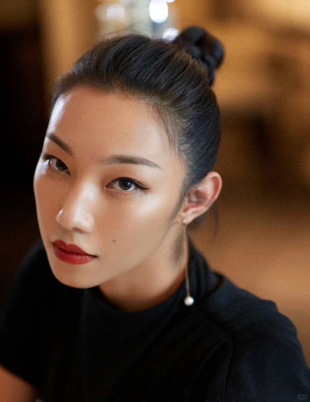 爱惨这酷飒的姐感 被那尔那茜狠狠吸引