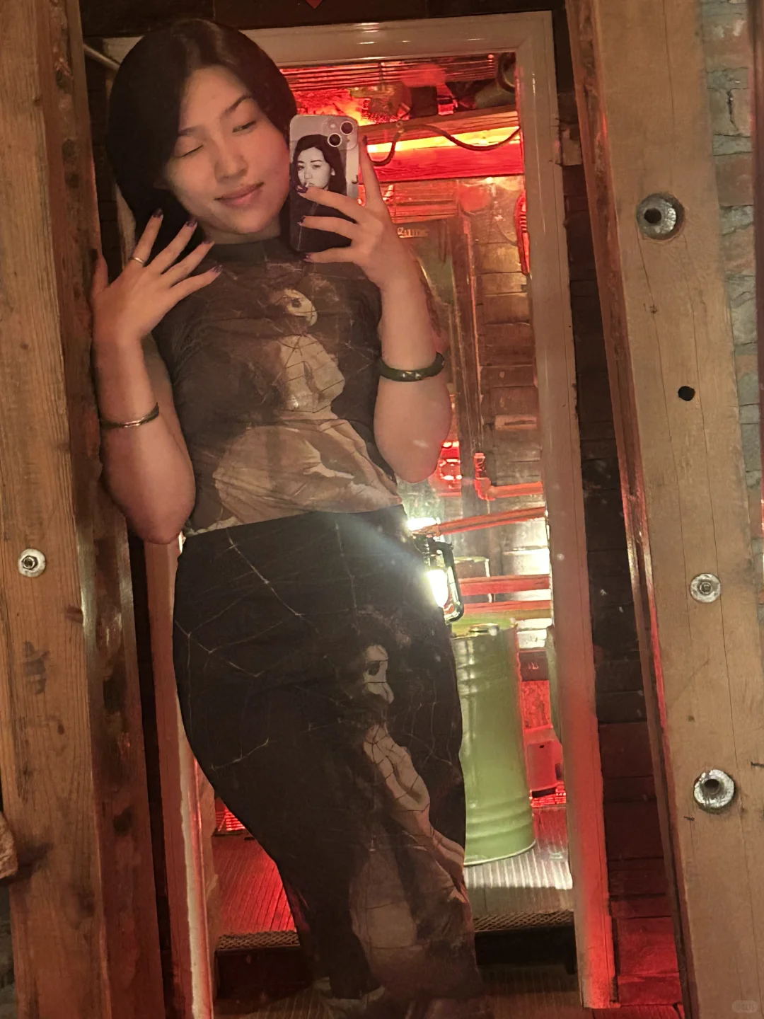 上班上得一股人妻风味。。