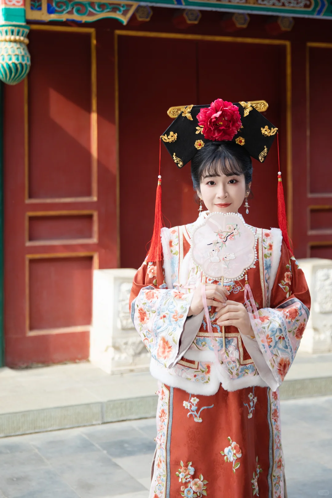 看遍了清宫写真‼️最终锁定正红旗装格格