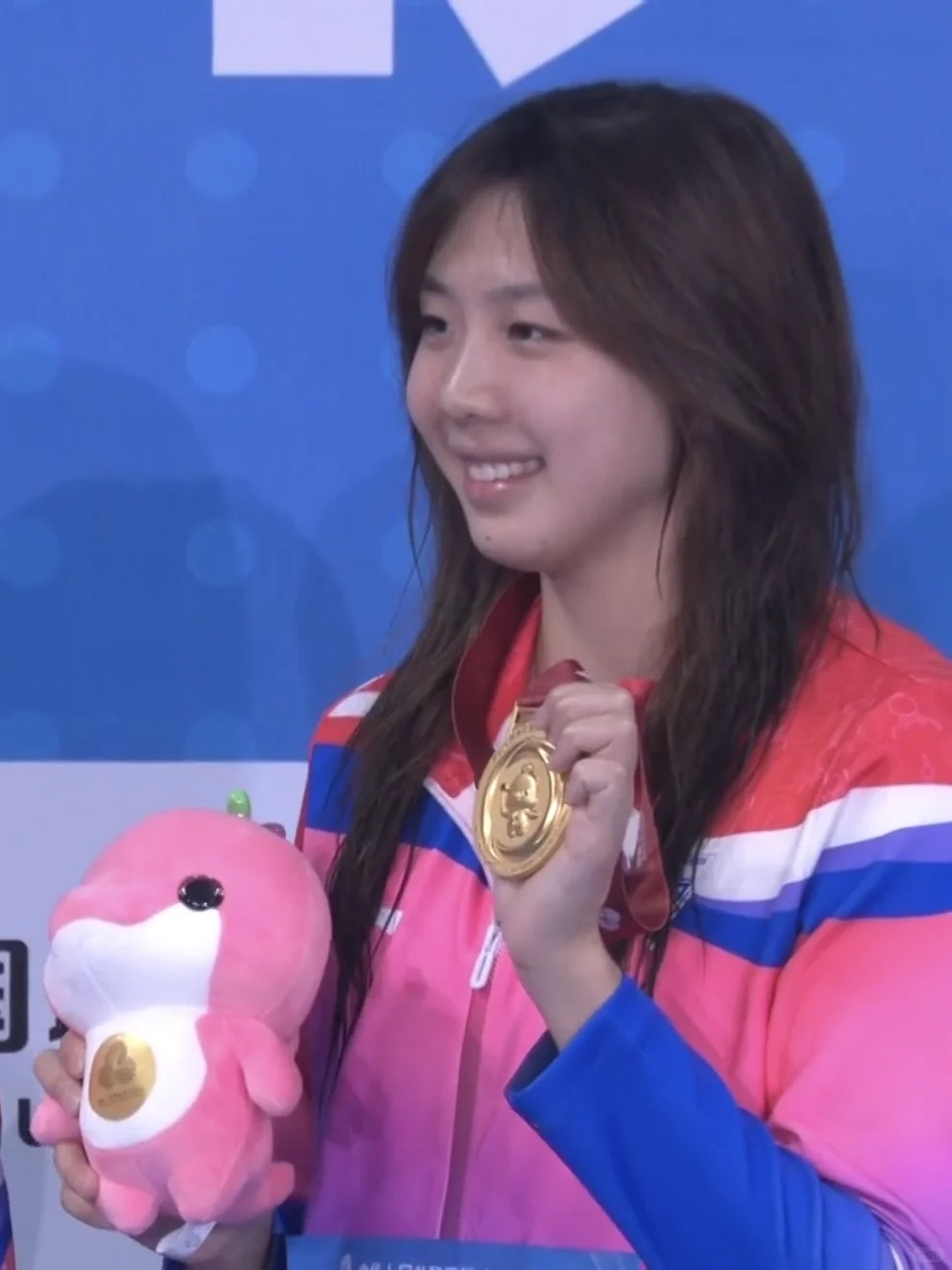 唐钱婷美美哒！