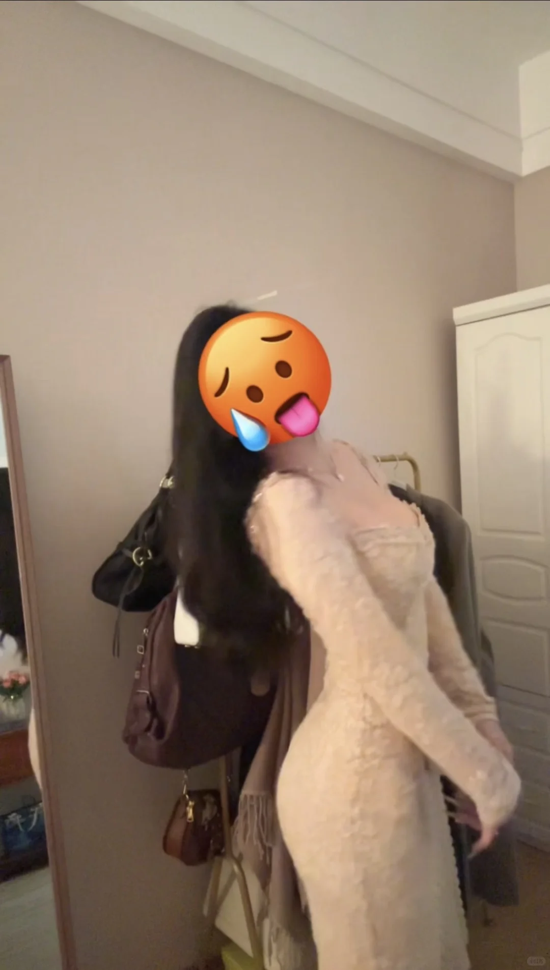 谁懂这条裙子 古早味溢出屏幕了～