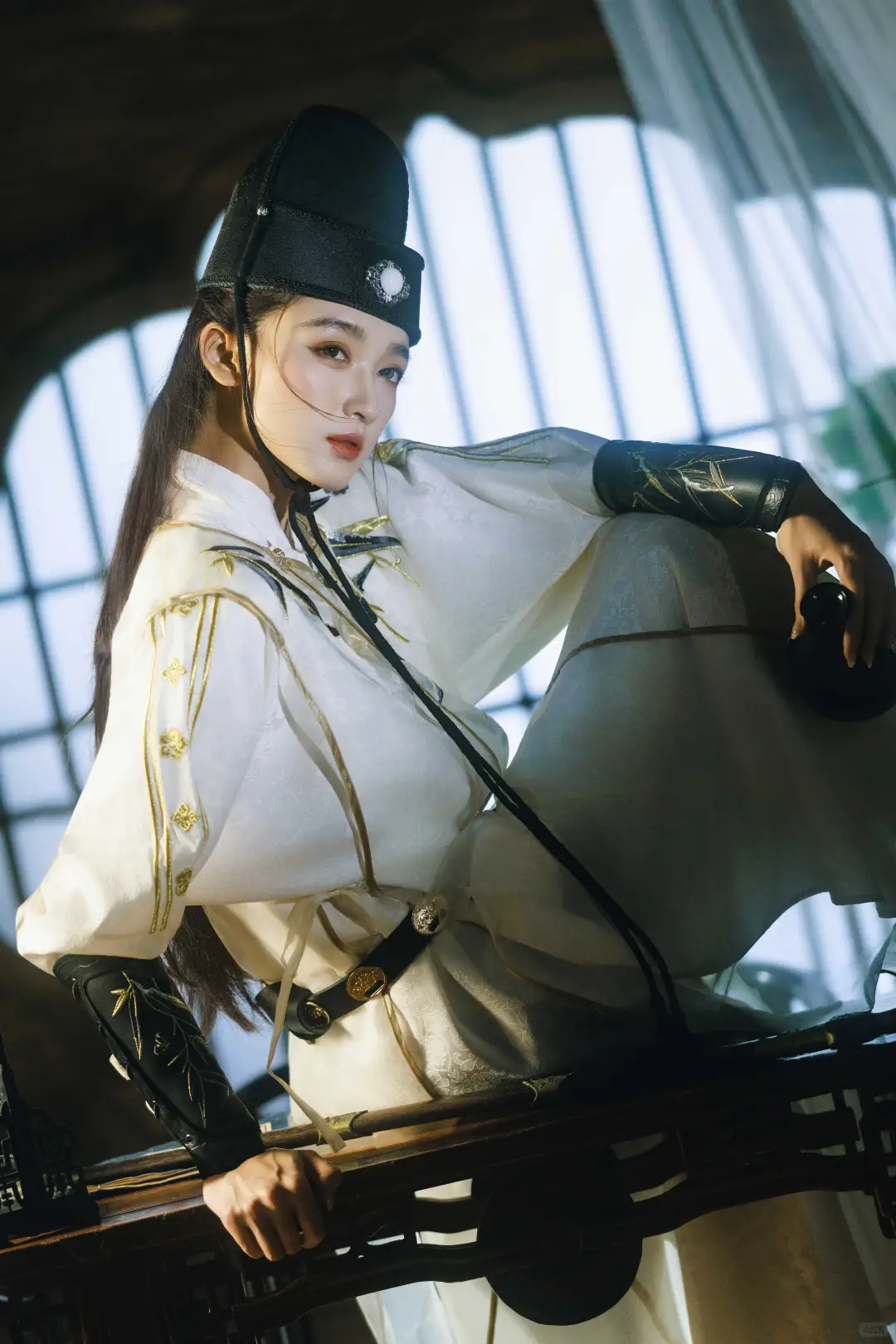 文可执笔书墨香，武能仗剑走江湖｜汉服写真