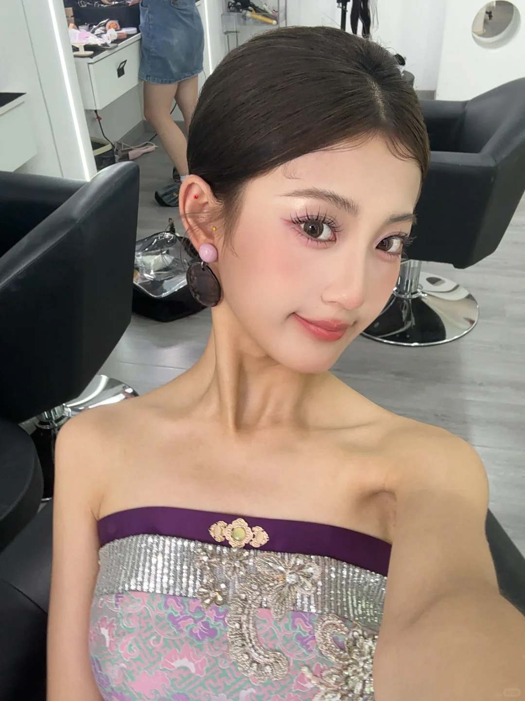 00后大二学生尝试当模特的一天🤗