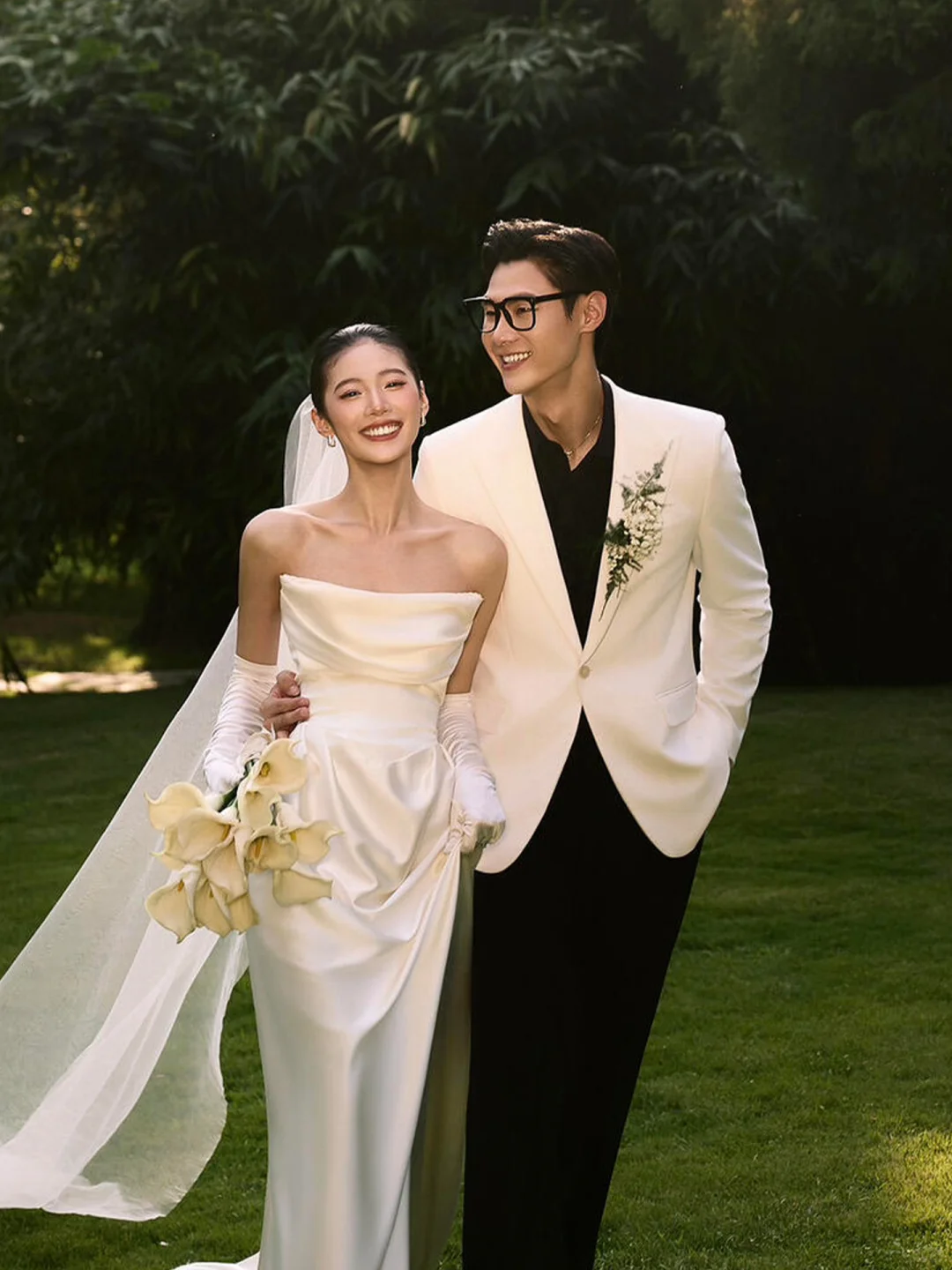 快来抄作业❗️这组森系婚照完全是韩女天菜