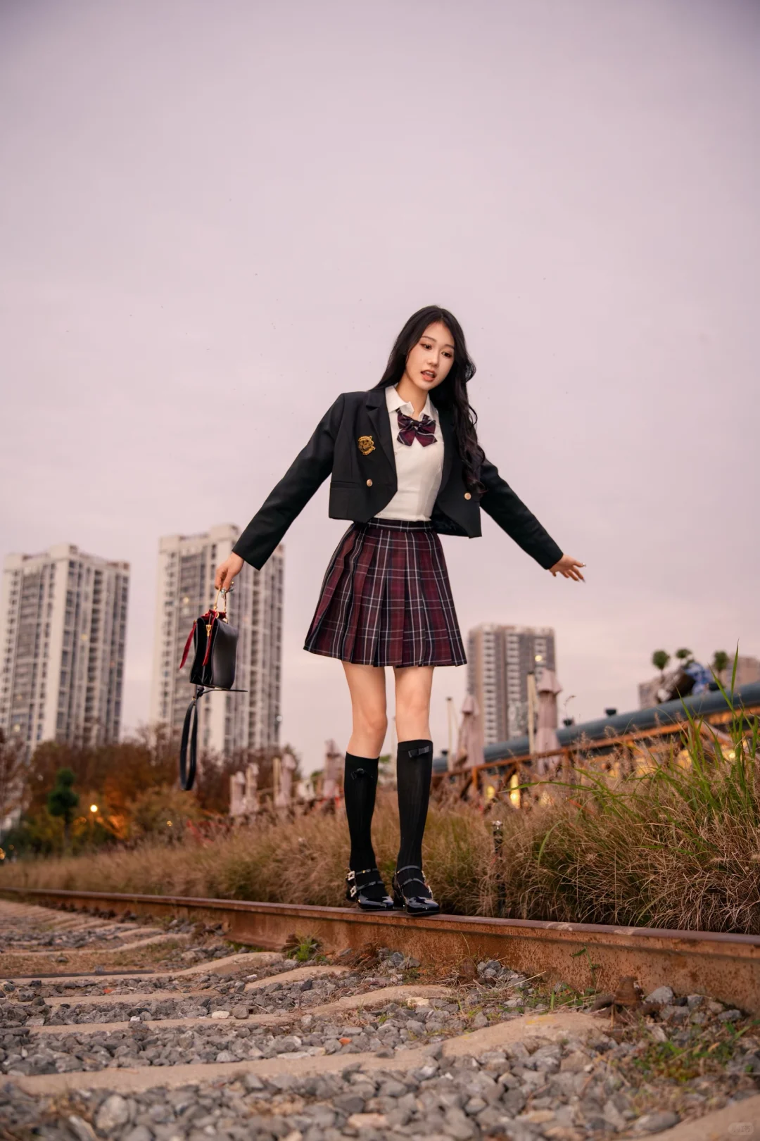 那个穿jk的长发女孩儿