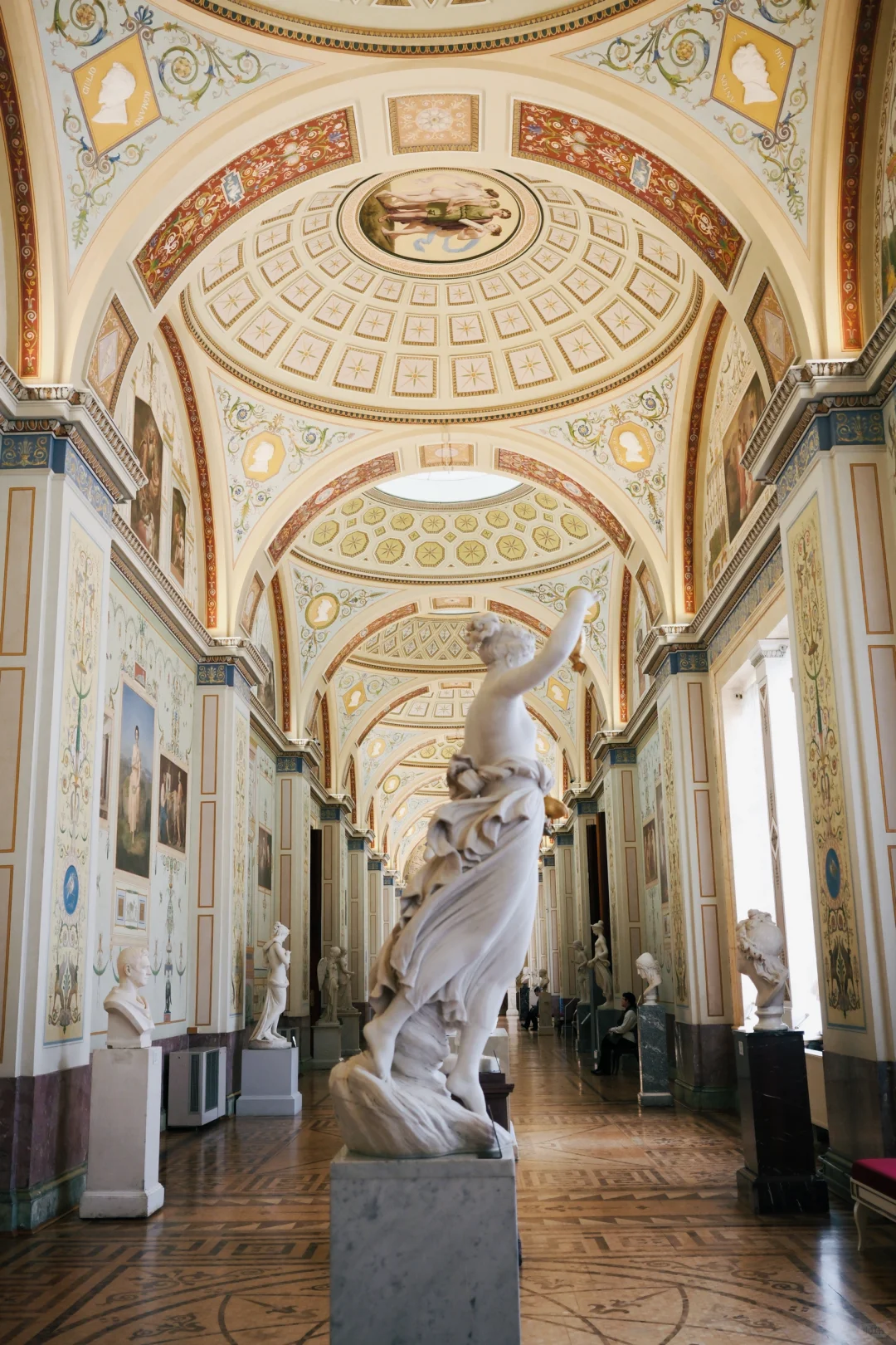 🇷🇺穿漂亮裙子到冬宫真的会收费10000🦌