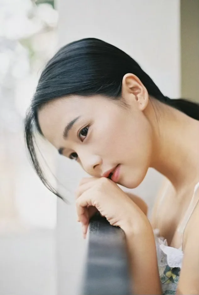 白鹿出道前就好看