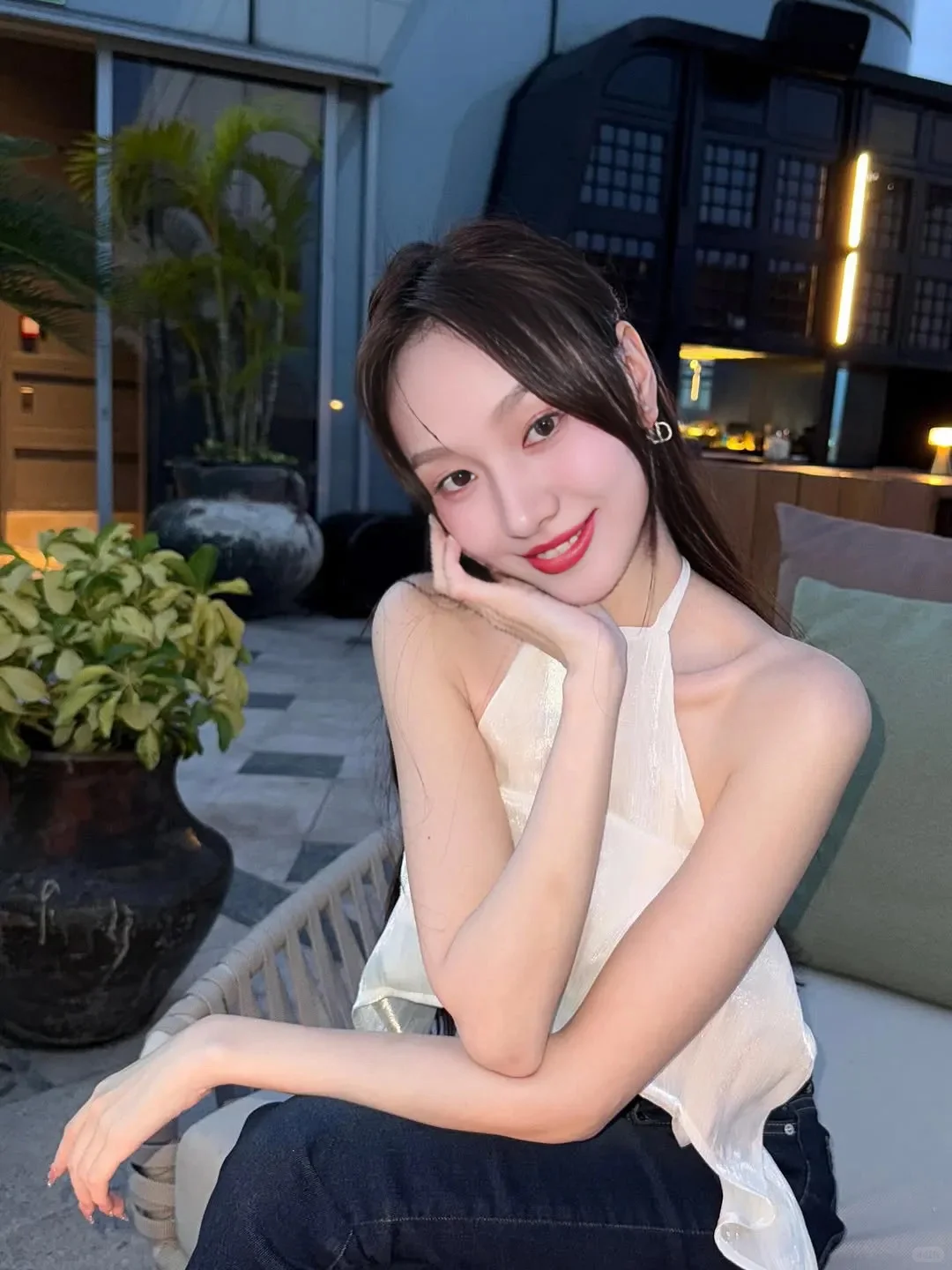 牛仔裤真的很显身材嘻嘻