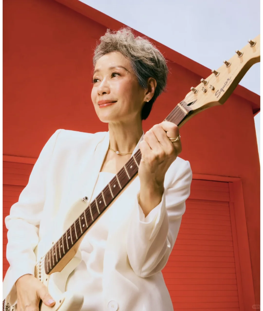 叶童：从许仙到乘风姐姐，62岁活成银发超模