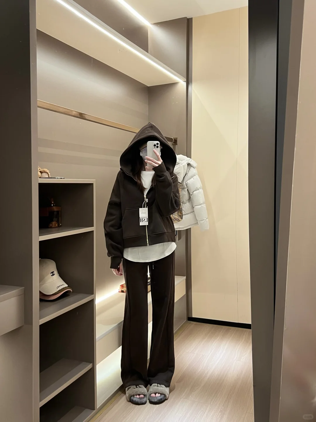 啊啊啊！这套scuba蒸馏咖啡穿搭太好看了😭😭