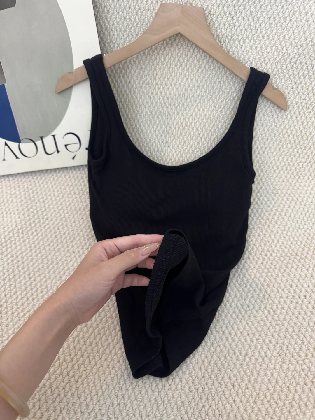 正面基础背面就不基础!露背简简单单就是帅!