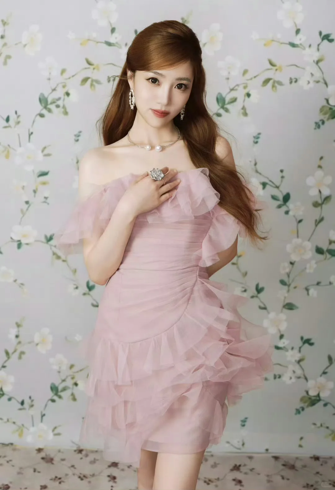 张纯烨-啊啊啊这粉色真的甜到我啦！