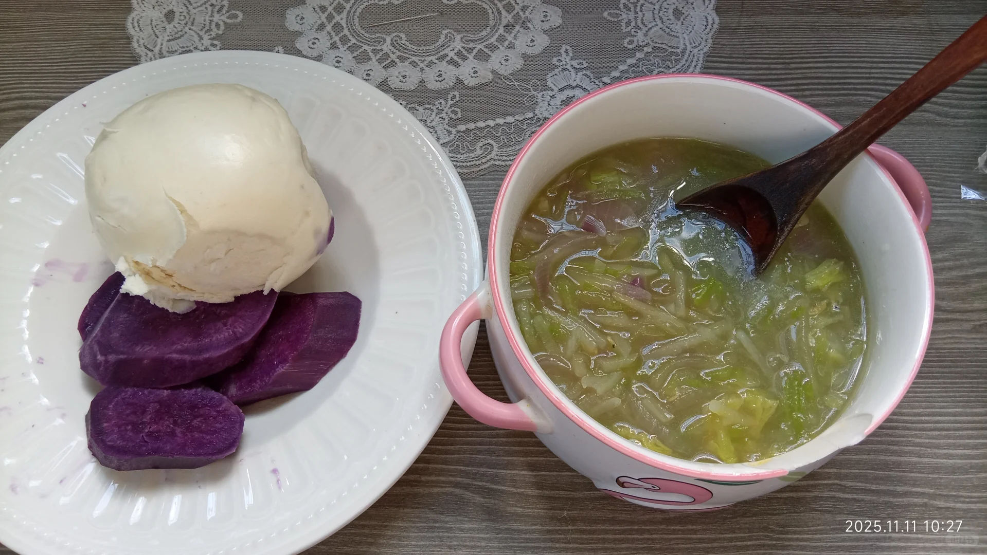 我们都是天使小女孩