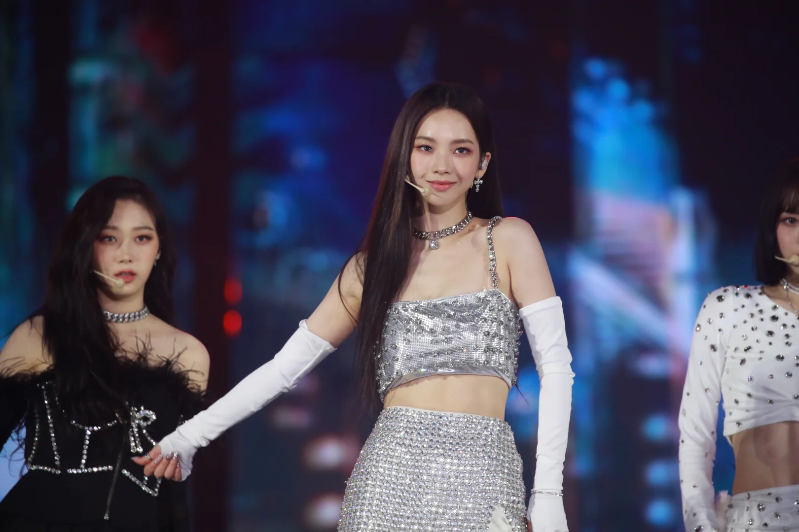 柳智敏 闪钻吊带 亮裙 舞台 ［301P］