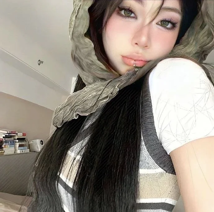 𝑾𝒆𝑪𝒉𝒂𝒕·ins甜酷女头