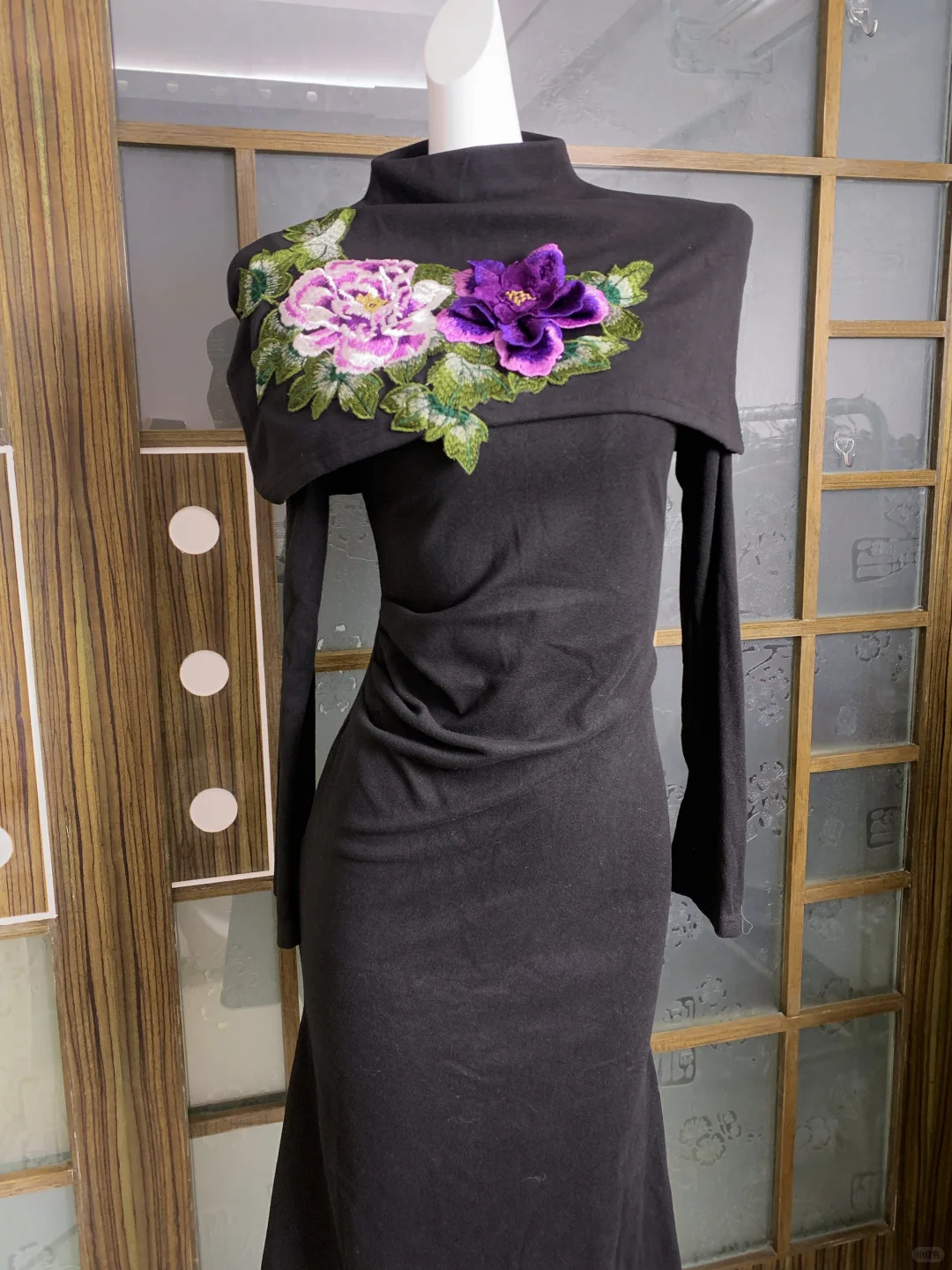 独特又神秘的美人