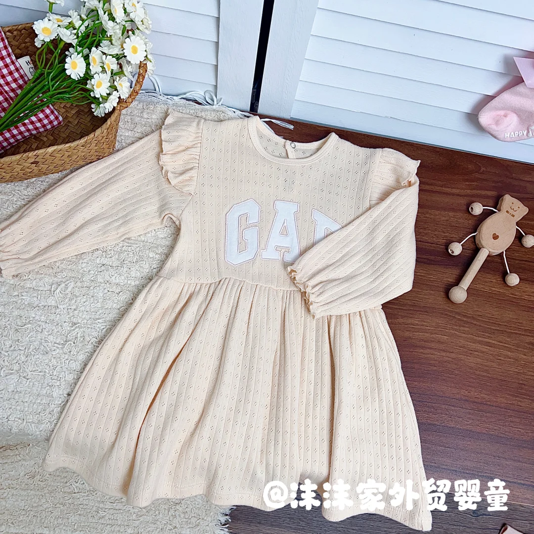 是女🦢喜欢的飞飞袖小裙子呀！