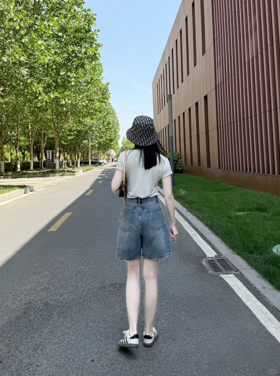 167/105穿搭、简简单单就很好看