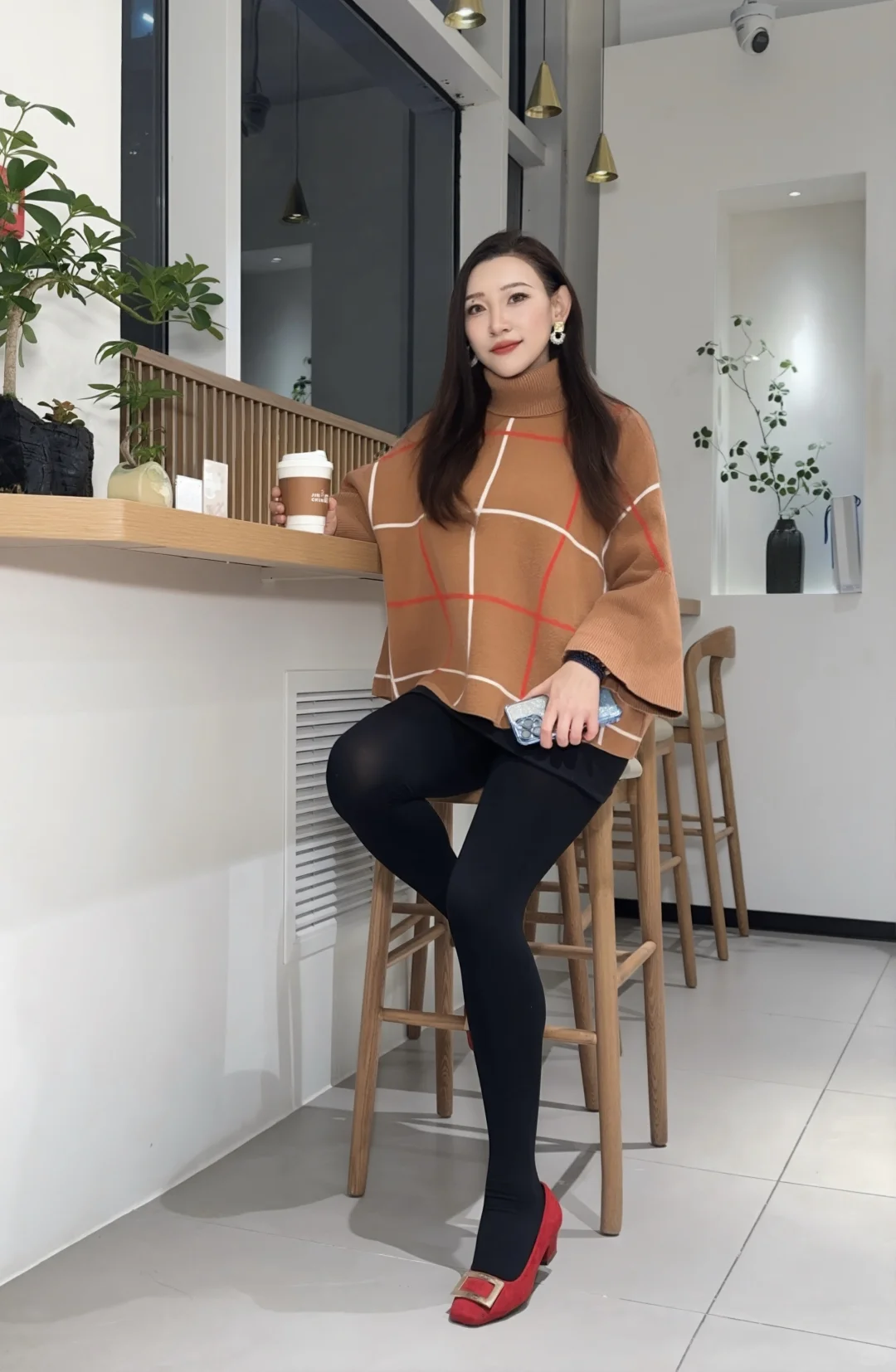 黑是保护色，红是心跳声！反差才是魅力