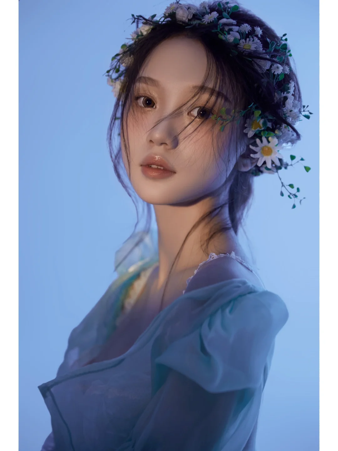 朦胧中的小性感🦋少女私房写真