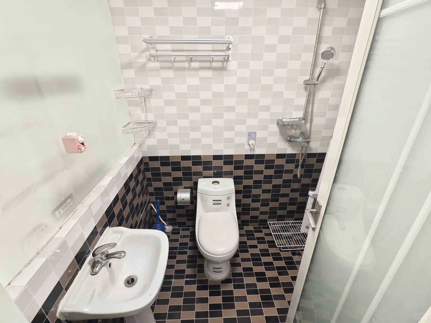 天健芙蓉盛世住宅公寓一房出租1300/月