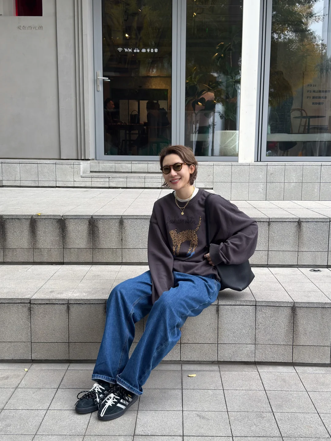 就是很爱卫衣+牛裤