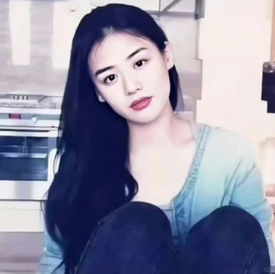 古早马思纯头像