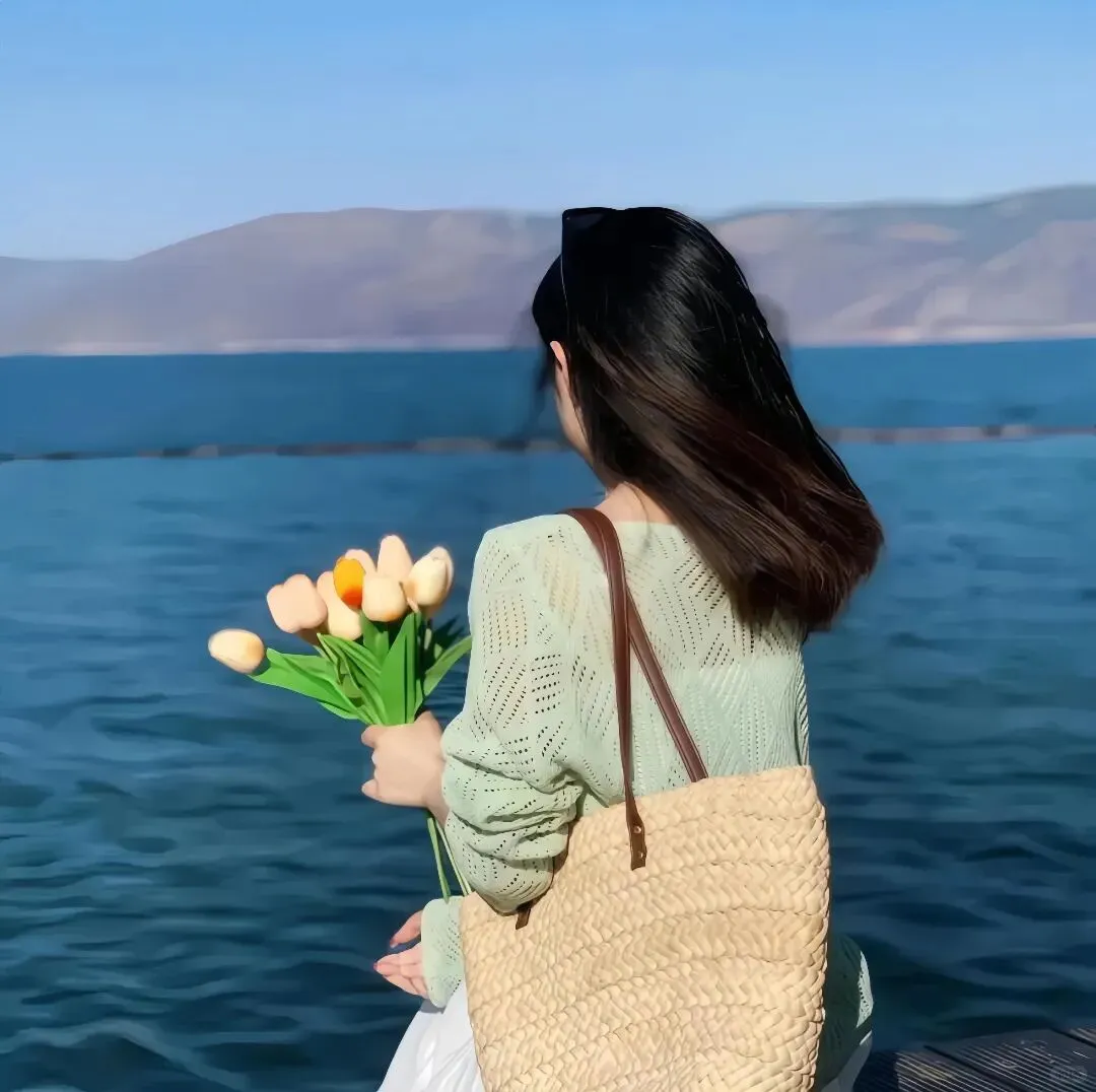 适合长期不换的女头像