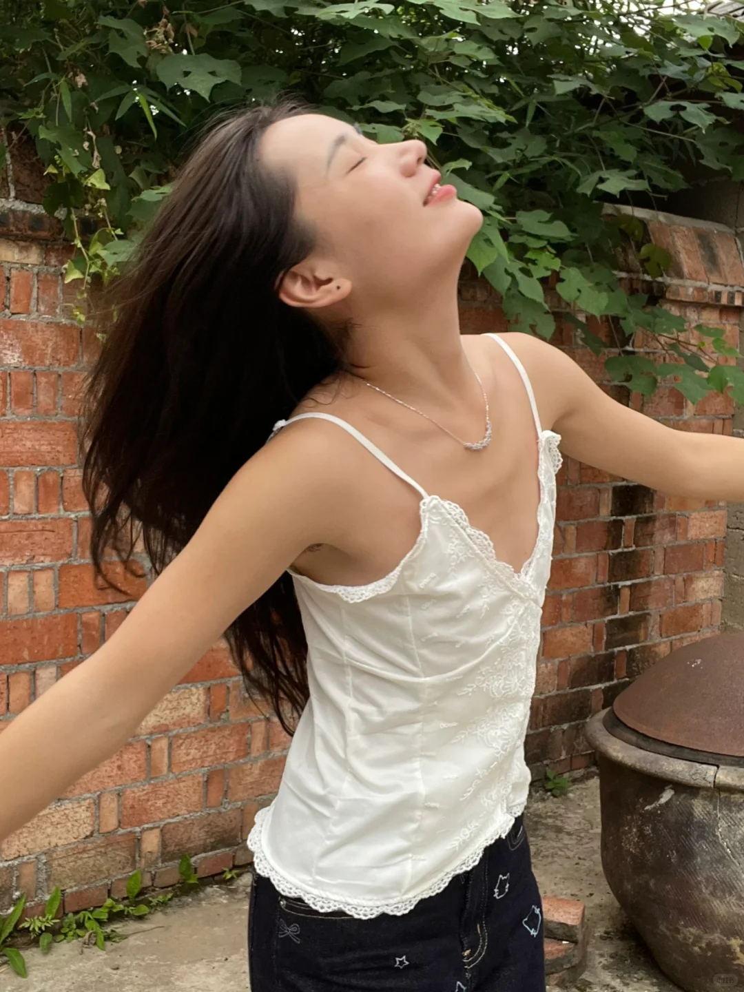 live图 平胸不会影响我向上的生命力