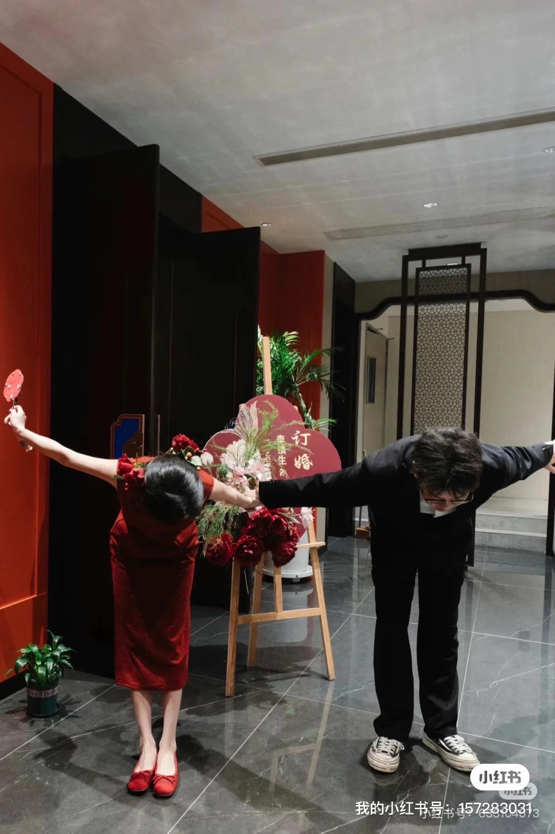 买家秀分享 这件红色旗袍订婚真的太合适啦