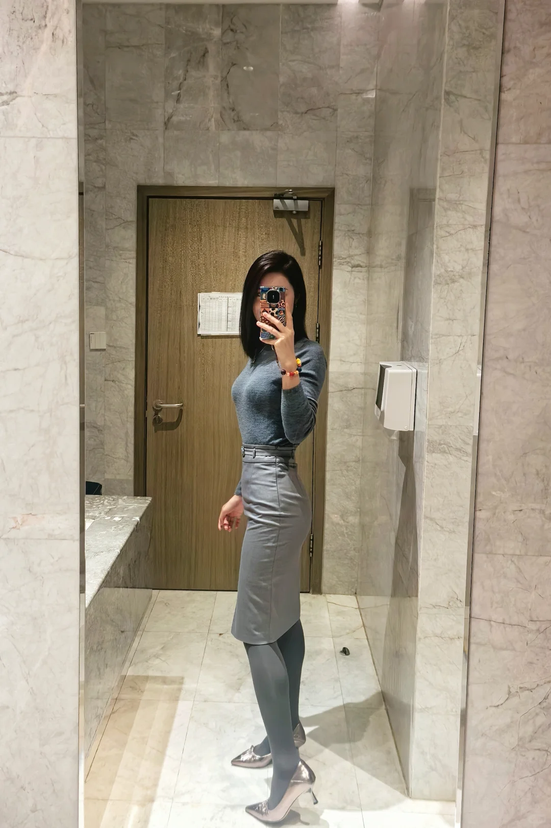 秋日通勤OOTD🗄️古希腊掌管包臀裙的神