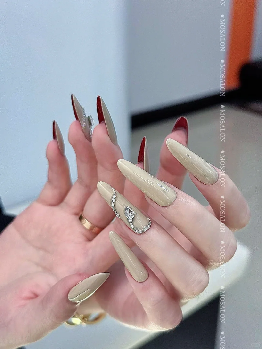 CL👠红底致命诱惑！实在太撩人